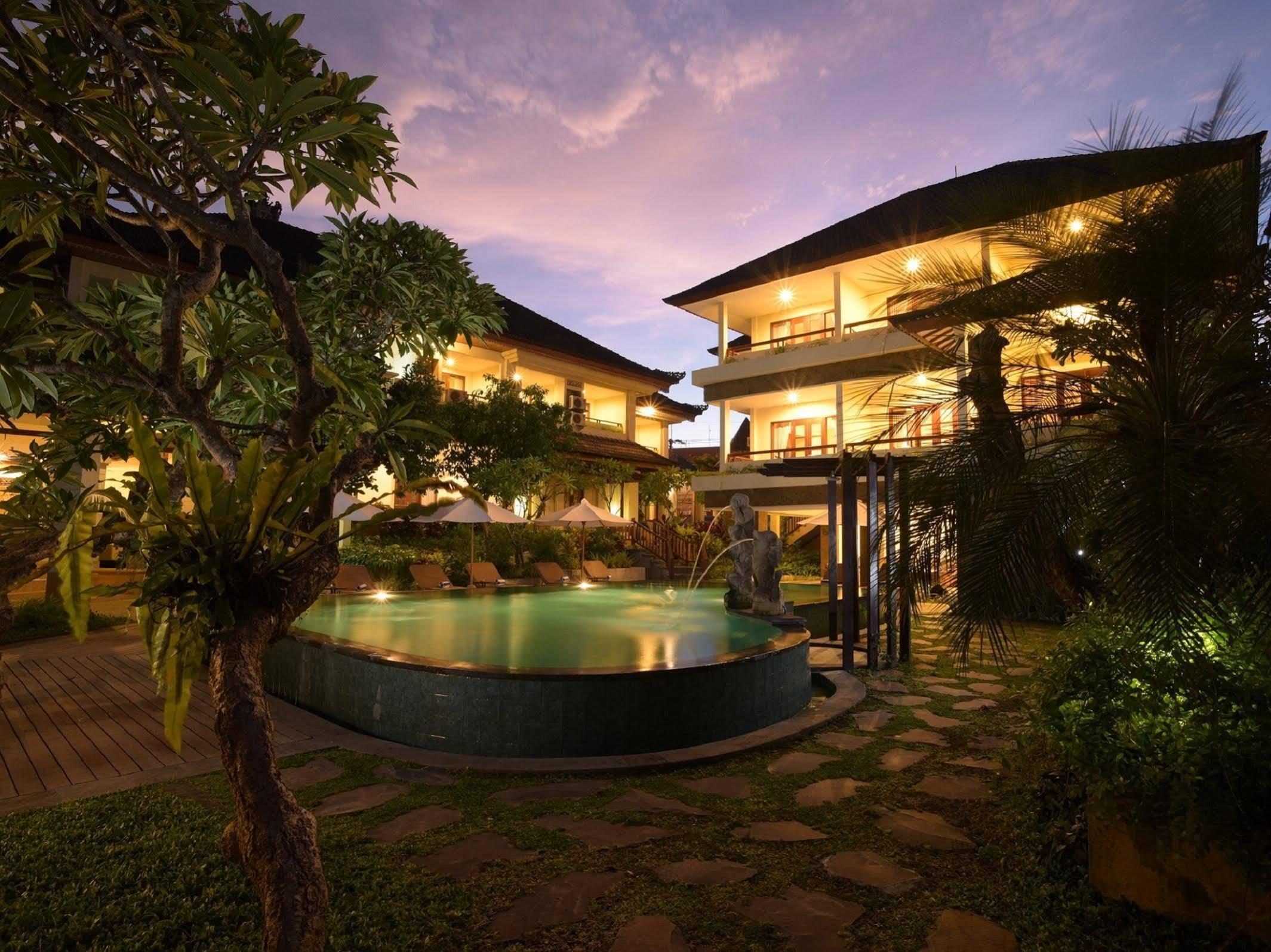 Sri Phala & Resor 4*